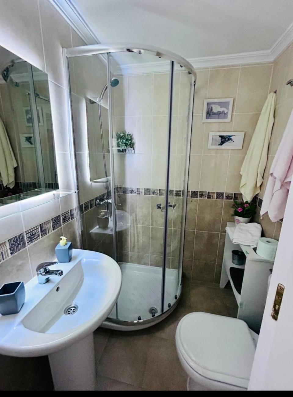 Arco Macarena Apartman Sevilla Kültér fotó